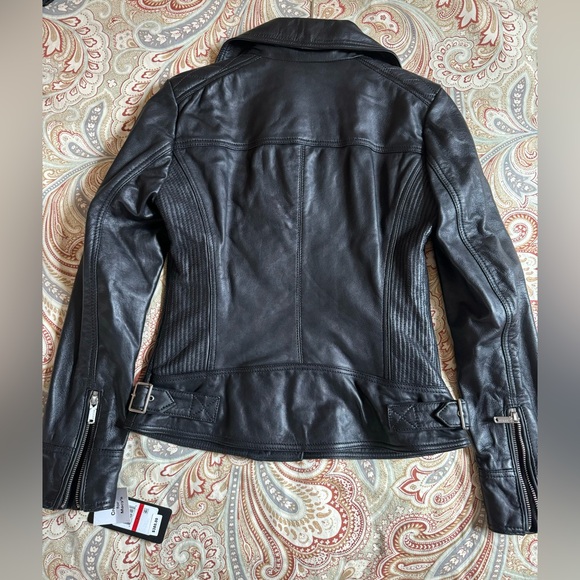 🌟NWT Genuine leather jacket, Guess, size XS, black🌟 - Picture 6 of 9
